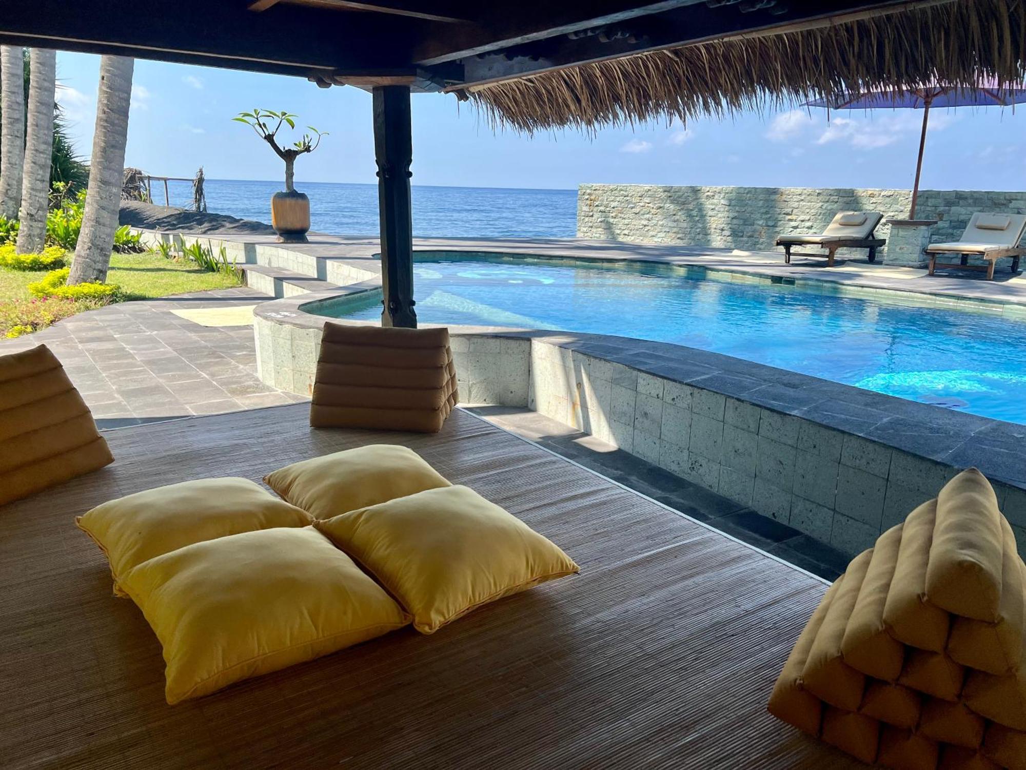 Secret Moon Beach House Jasri Exterior foto